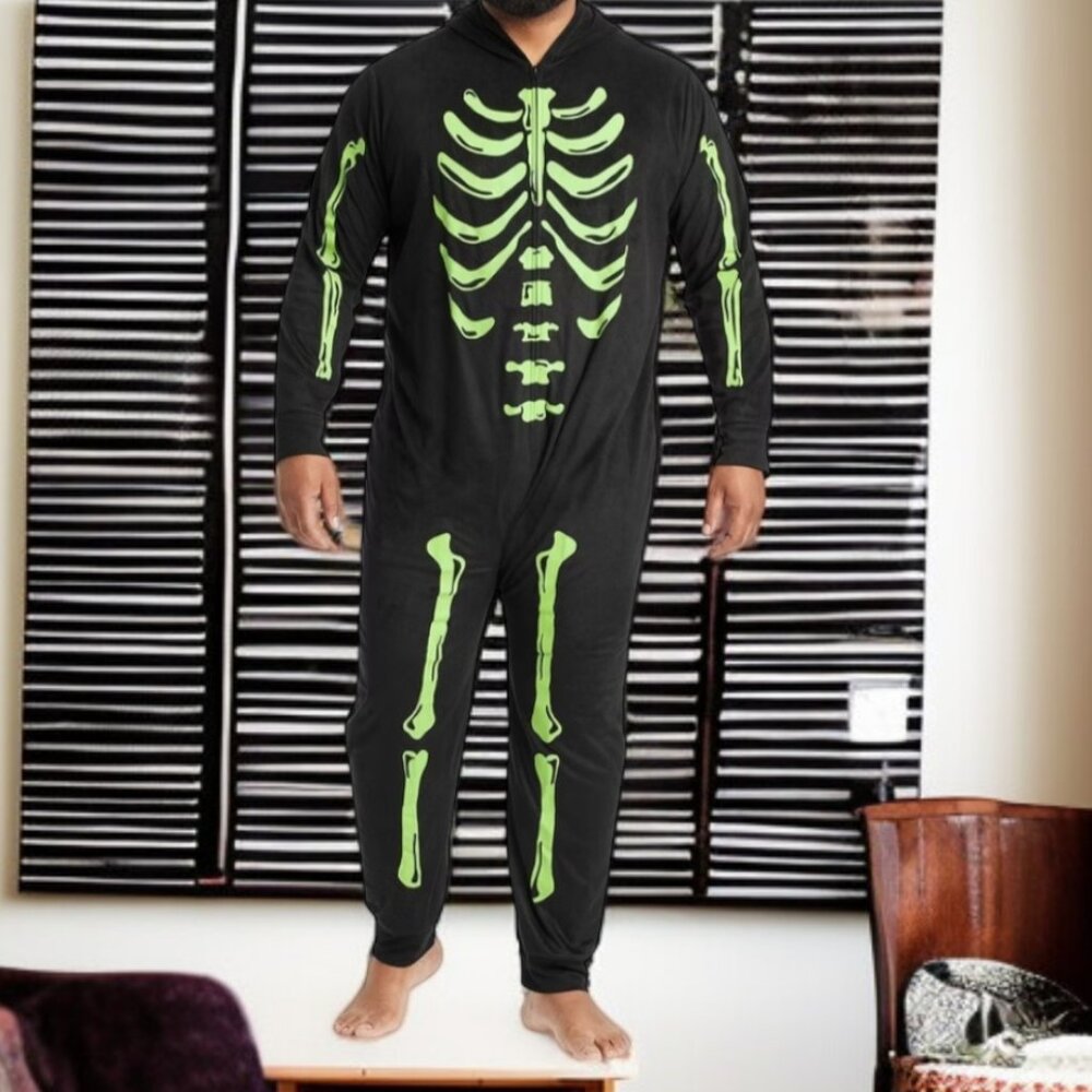 NWT HIDE & EEK ( L-Men's) 1 Pc. Glow in the Dark Pajama's or Costume